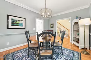 124 Tharrington Dr, Chapel Hill, NC 27516 - Photo 4