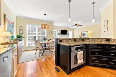 124 Tharrington Drive, Chapel Hill, NC 27516 - Photo 8