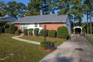 462 McRae Dr, Fayetteville, NC 28305 - Photo 2
