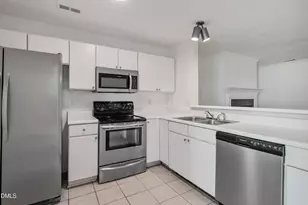 352 Bubble Creek Ct, Fayetteville, NC 28311 - Photo 12