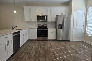 123 Blakley St, Clayton, NC 27520 - Photo 2