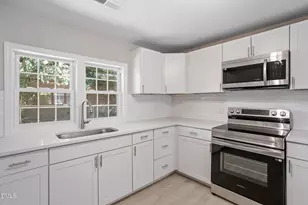 604 E Townsend St, Dunn, NC 28334 - Photo 12