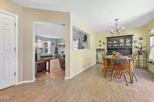 1024 Lockberry Ct, Clayton, NC 27520 - Photo 6