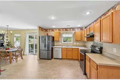 1024 Lockberry Court, Clayton, NC 27520 - Photo 8