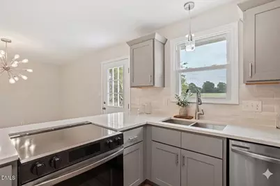 601 West Street, Selma, NC 27576 - Photo 6