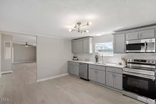 381 Woodland Church Rd, Mar-Mac, NC 28333 - Photo 6