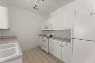 1922 Parkside Village Dr, Clayton, NC 27520 - Photo 10