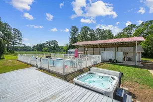 1396 Green Path Rd, Dunn, NC 28334 - Photo 10