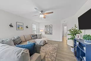 717 Slippery Bank Ct, Benson, NC 27504 - Photo 6