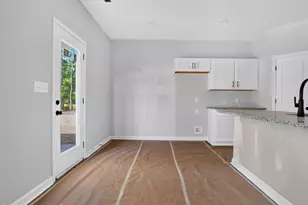 380 Contractor Ct, Raeford, NC 28376 - Photo 8