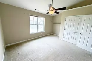 100 Stratford Lakes Dr, Durham, NC 27713 - Photo 8