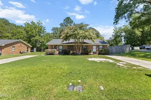800 W Anderson St, Selma, NC 27576 - Photo 2