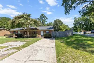 800 W Anderson Street #802, Selma, NC 27576 - Photo 4