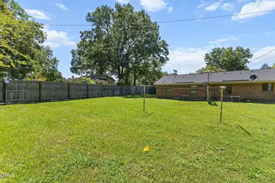 800 W Anderson Street #802, Selma, NC 27576 - Photo 36