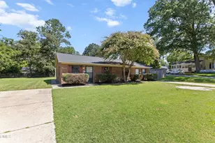 800 W Anderson St, Selma, NC 27576 - Photo 12