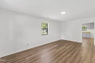 800 W Anderson St, Selma, NC 27576 - Photo 16