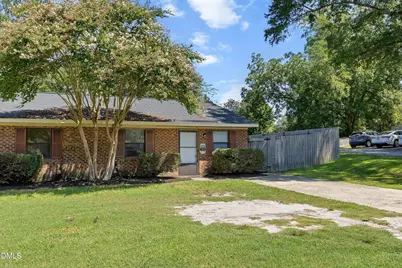 800 W Anderson Street #802, Selma, NC 27576 - Photo 8