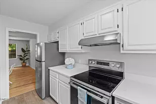 105 Fidelity St, Carrboro, NC 27510 - Photo 4