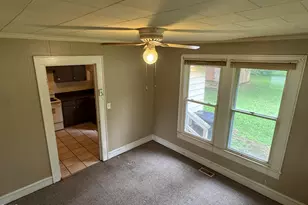 316 Atwater St, Burlington, NC 27215 - Photo 10
