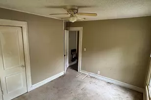 316 Atwater St, Burlington, NC 27215 - Photo 18