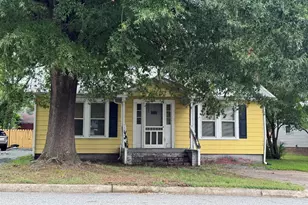 316 Atwater St, Burlington, NC 27215 - Photo 1