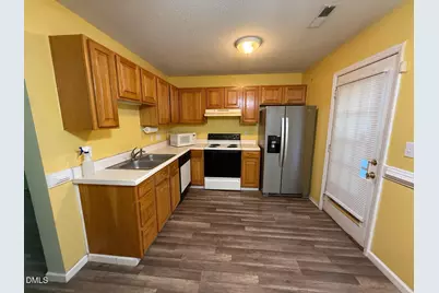 2829 Crestscene Trail, Raleigh, NC 27603 - Photo 2