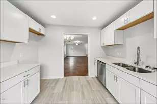3057 Camden Creek Dr, Raleigh, NC 27610 - Photo 4