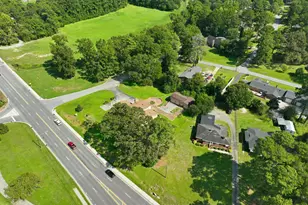 701 Sunset Ave, Clinton, NC 28328 - Photo 16