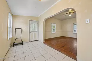 818 Dorsey Ave, Henderson, NC 27536 - Photo 8