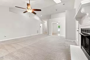 301 Larchmont Rd, Fayetteville, NC 28311 - Photo 10