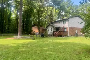 133 Rainbow Ct, Cary, NC 27511 - Photo 4
