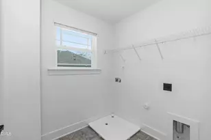 613 Melrose Ct, Sanford, NC 27330 - Photo 26