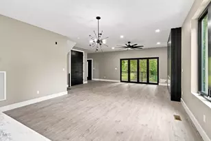 1437 Curfman St, Raleigh, NC 27603 - Photo 4