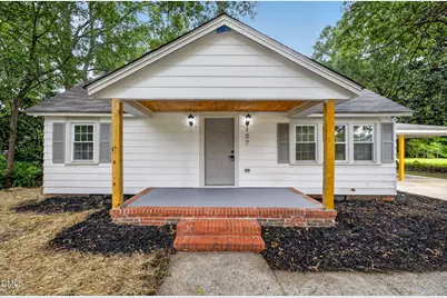 107 E Underwood Avenue, Smithfield, NC 27577 - Photo 1