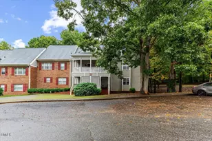 102 Choptank Ct, Cary, NC 27513 - Photo 2