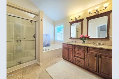 5525 Keowee Way, Raleigh, NC 27616 - Photo 12