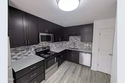 1005 Shades Place, Raleigh, NC 27601 - Photo 6