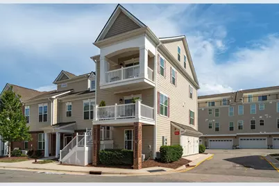 10530 Sablewood Drive #101, Raleigh, NC 27617 - Photo 2