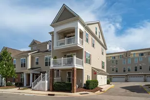 10530 Sablewood Dr, Raleigh, NC 27617 - Photo 2