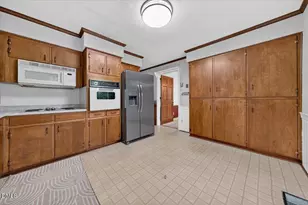 7325 Lake Wheeler Rd, Raleigh, NC 27603 - Photo 10