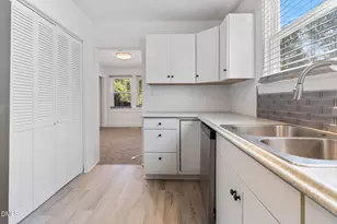 1006 Carlton Ave, Raleigh, NC 27606 - Photo 8