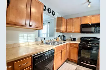 5816 Osprey Cove Drive, Raleigh, NC 27604 - Photo 2