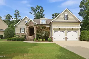 2641 Silver Bend Dr, Apex, NC 27539 - Photo 2