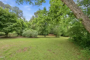 203 Vernon St, Broadway, NC 27505 - Photo 40