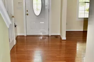 513 E Maple Ave, Holly Springs, NC 27540 - Photo 4