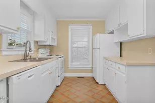 2400 N Bradford Dr N, Wilson, NC 27896 - Photo 6