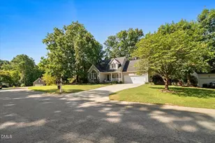 205 High Maple Ct, Holly Springs, NC 27540 - Photo 2
