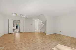 109 Mossbark Ln, Chapel Hill, NC 27514 - Photo 10