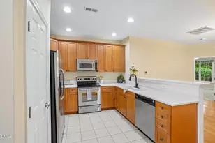 807 Swan Neck Ln, Raleigh, NC 27615 - Photo 12