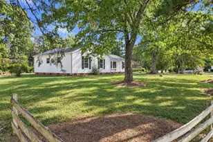 403 Rippling Stream Rd, Durham, NC 27704 - Photo 4